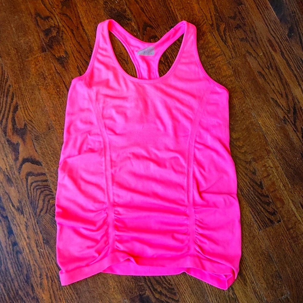 Athleta MEDIUM women's momentum workout tank top hot pink